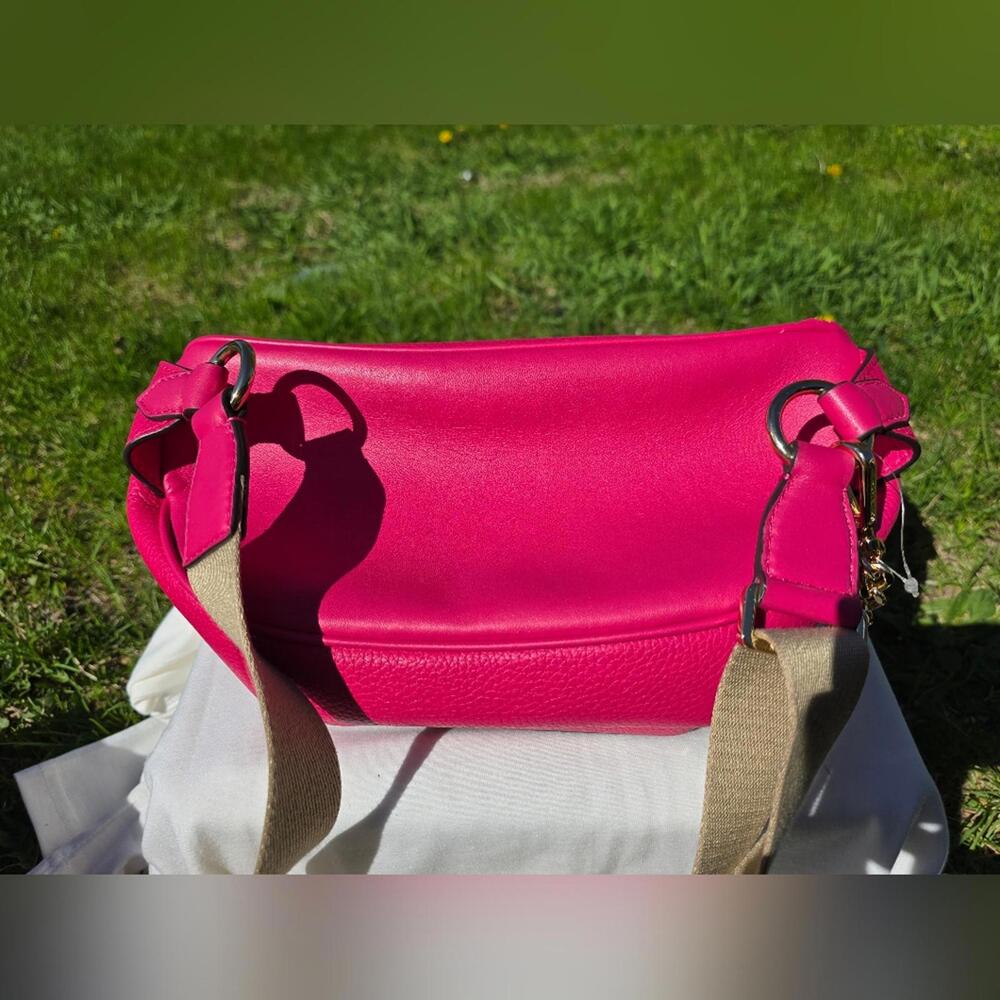 Michael Kors Pink Maisie Large Pebbled 2-in-1 Sling Pack - Picture 3 of 11